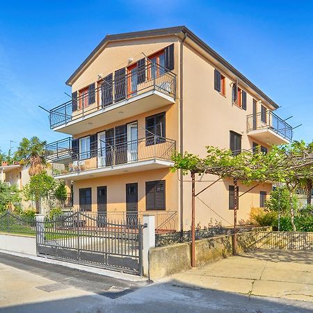 Apartment Ljiljana 1553 Novigrad  Ngoại thất bức ảnh