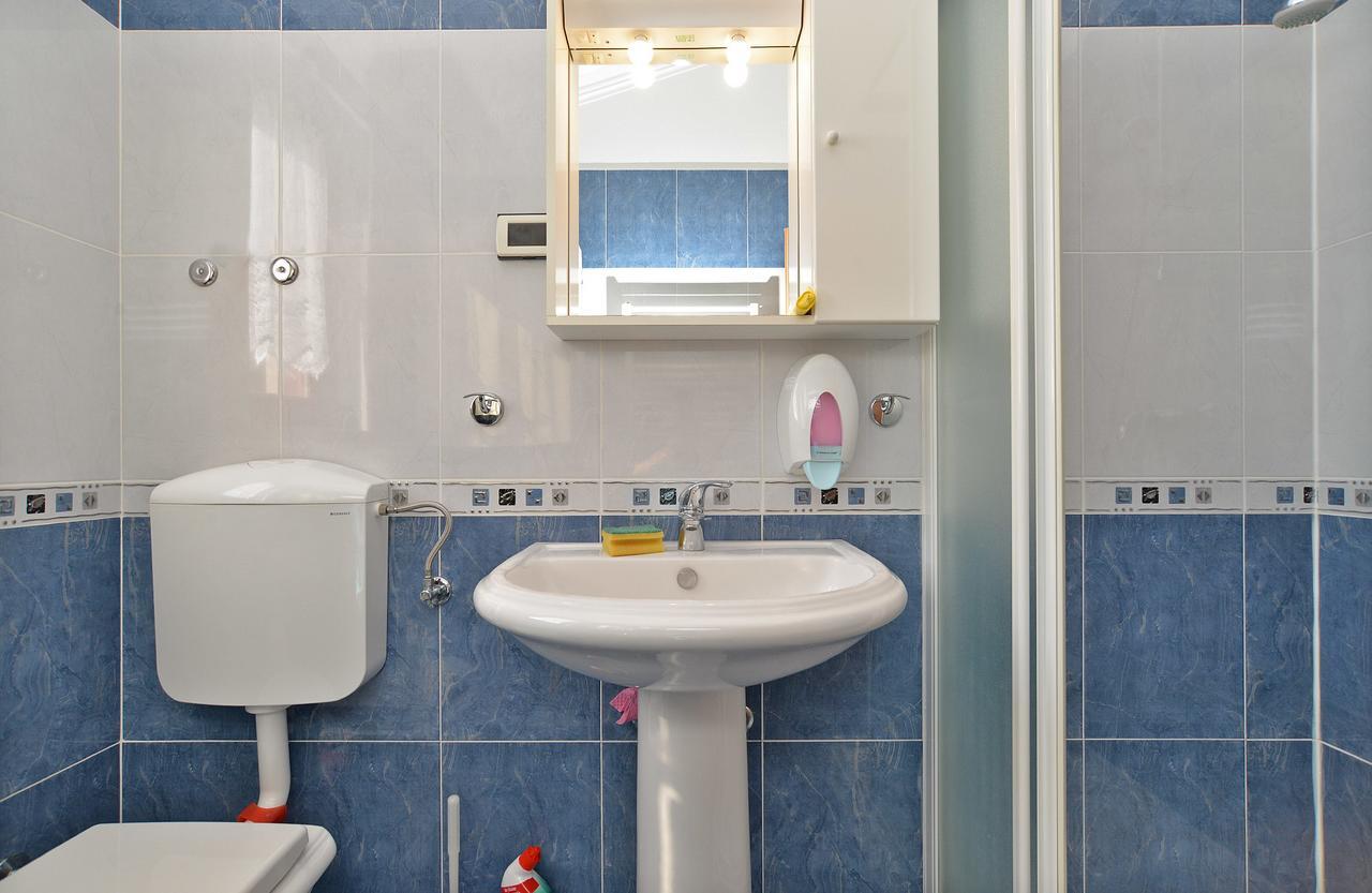 Apartment Ljiljana 1553 Novigrad  Ngoại thất bức ảnh