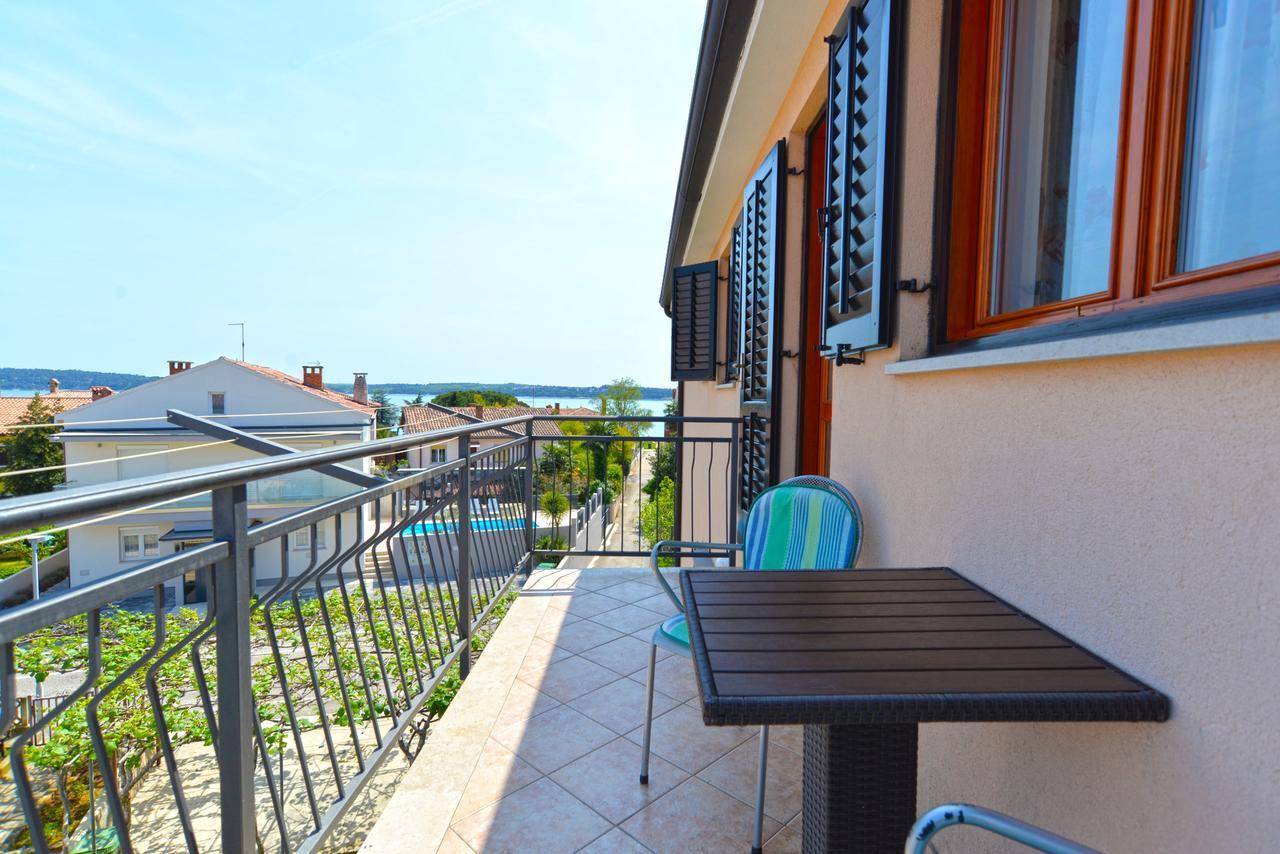Apartment Ljiljana 1553 Novigrad  Ngoại thất bức ảnh